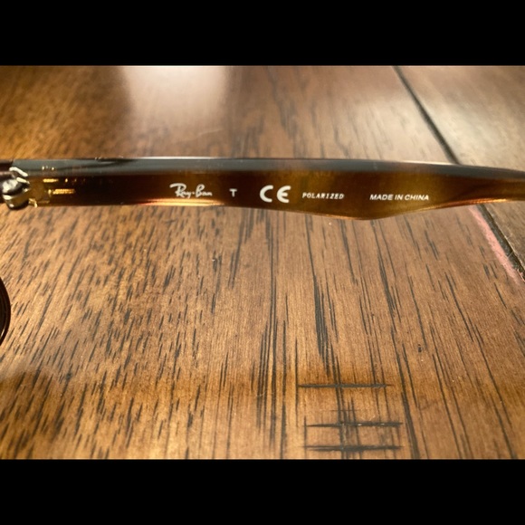 Ray Ban Sunglasses - Picture 3 of 4